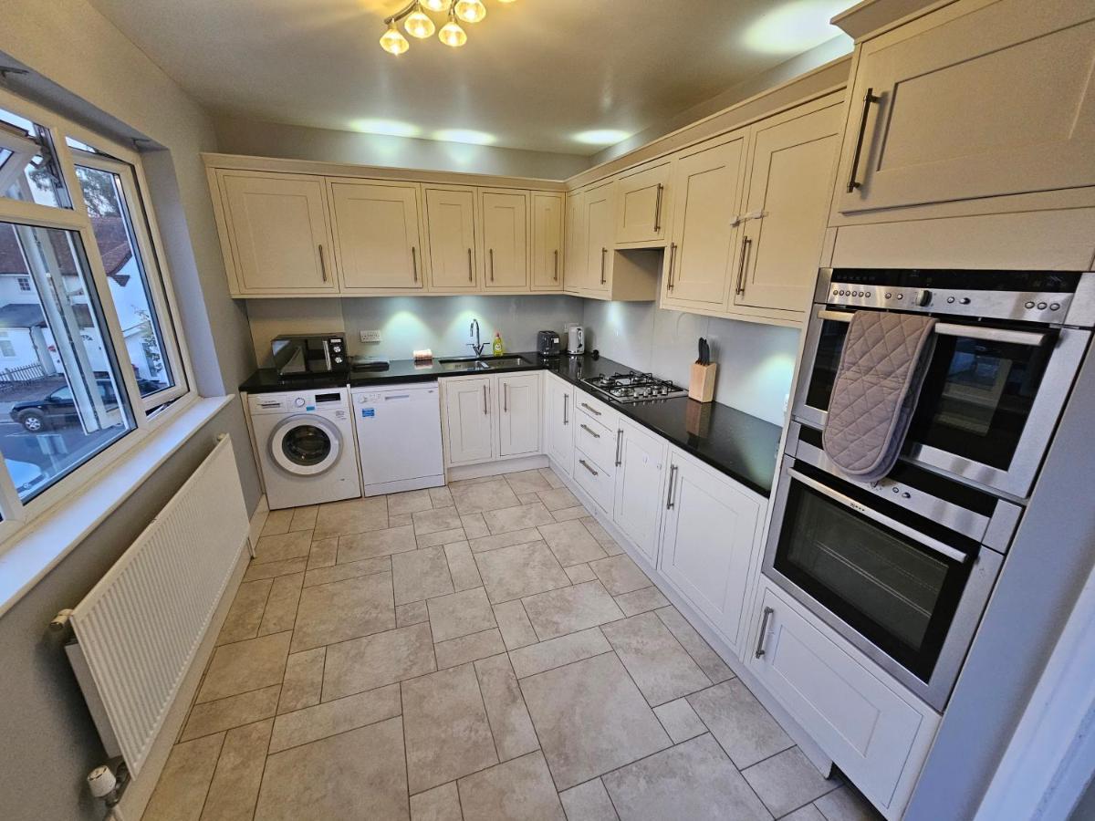 Large 4 Bedrooms Golders Green Londra Esterno foto